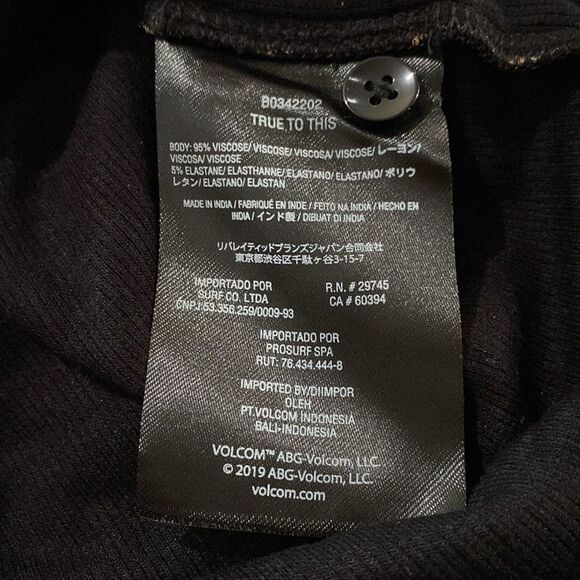 Volcom Sunscaper Long Sleeve Printed Top Sz S (4-6) NWT - Picture 6 of 9